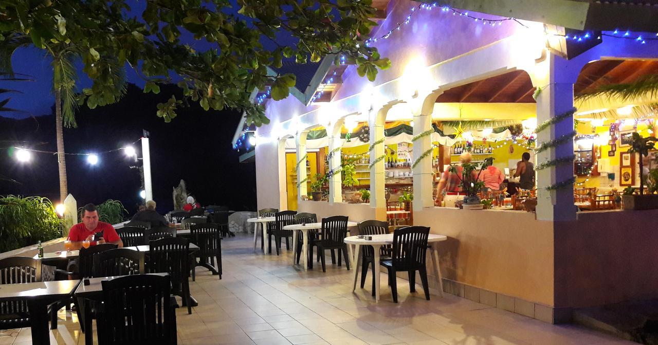 Sunset Bay Club All Inclusive Colihaut Exterior photo
